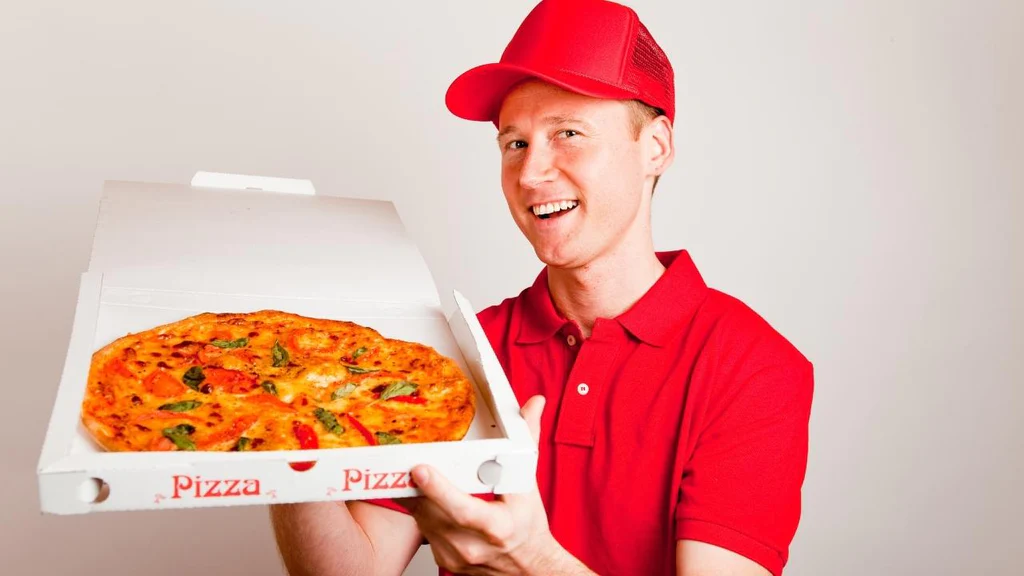 Choosing Pizza Places That Deliver to Hotels 